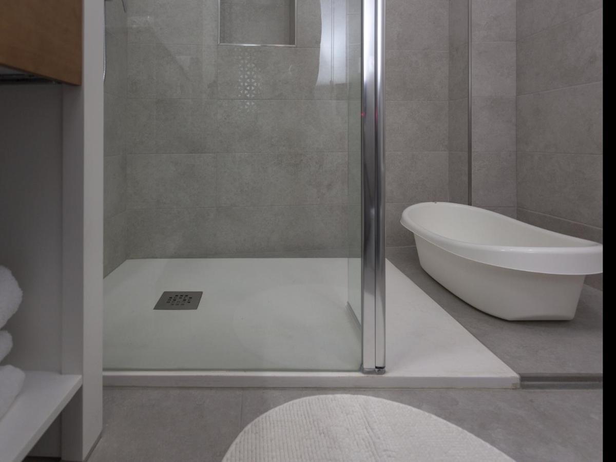 Rd Aparcamiento Incluido Triana Luminoso Comodo Apartamento 2Bd 2Bth Seville Ngoại thất bức ảnh