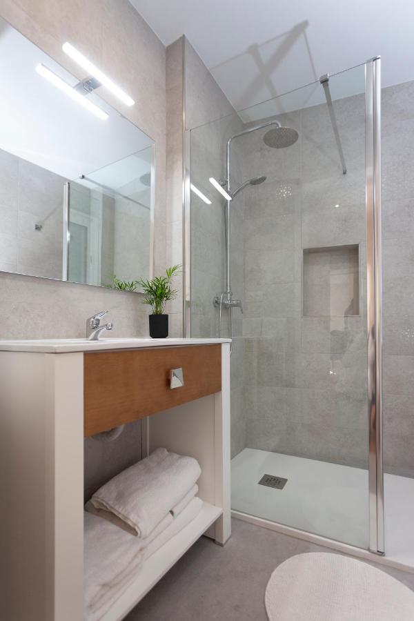 Rd Aparcamiento Incluido Triana Luminoso Comodo Apartamento 2Bd 2Bth Seville Ngoại thất bức ảnh